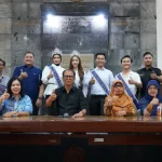 Komisi-B-Dorong-Kolaborasi-Pengembangan-Pariwisata-dan-Kemaritiman-melalui-Festival-Putra-Putri-Bahari-Indonesia-2026-scaled